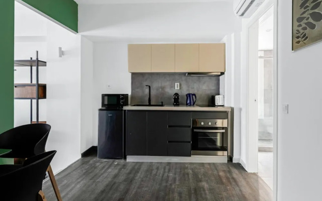 Sanders Center - Nice Studio Apartment