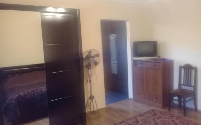 Guest House Gikacha
