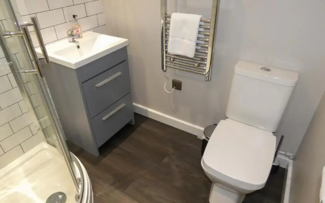 11B Castle Street Serviced Apartments