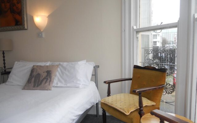 Relax Inn Guest House