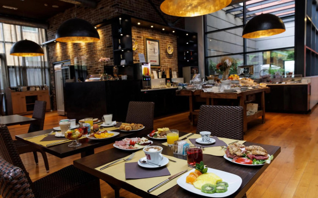 Best Western Falck Village Hotel