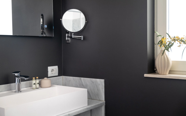 Luna Minoica Suites and Apartments