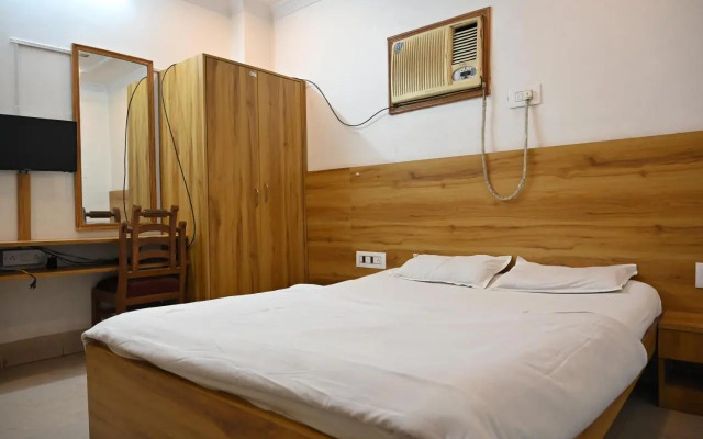 OYO 27950 Hotel Priyanka International