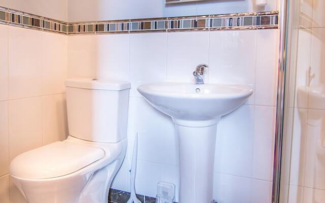 Creston Villa Guest House