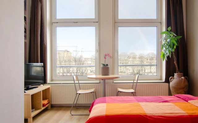 Amstel Riverview Bed and Coffee / Guesthouse