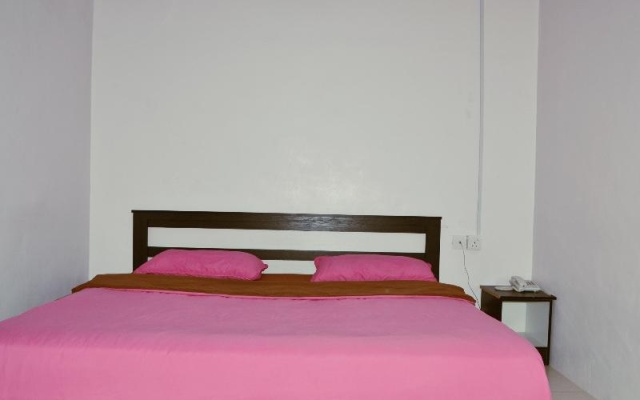 Hotel Kuang Hua – Guest Rooms – Sitiawan