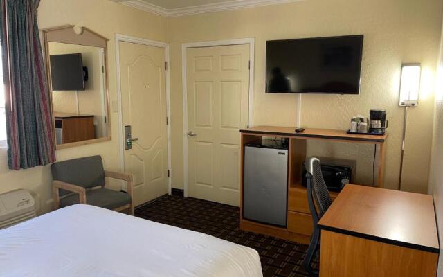 Riverside Inn & Suites Santa Cruz