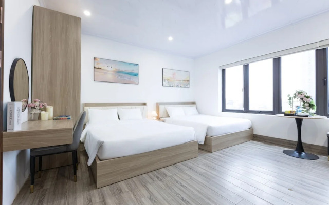 Lumi Hotel by  Vega
