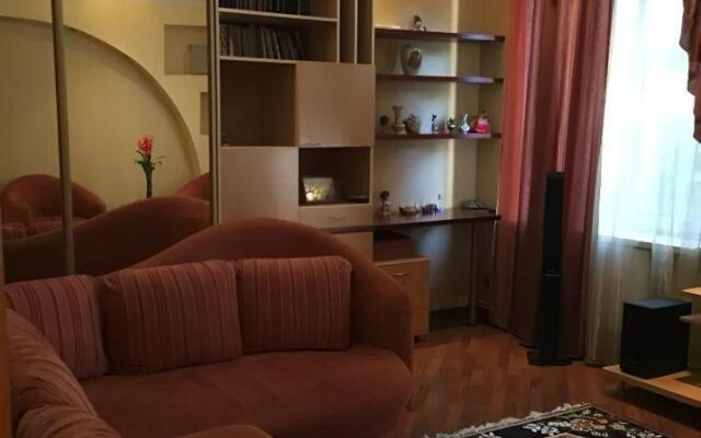 Апартаменты на проспекте Кирова 71