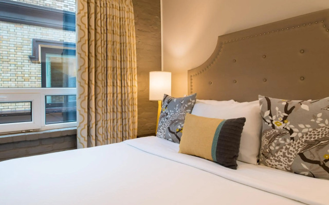 Mark Spencer Hotel