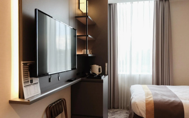 Nippon Seinenkan Hotel