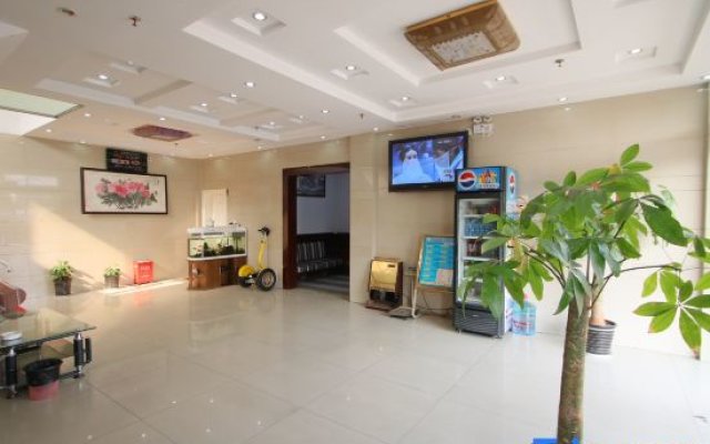 Huijia Business Hotel