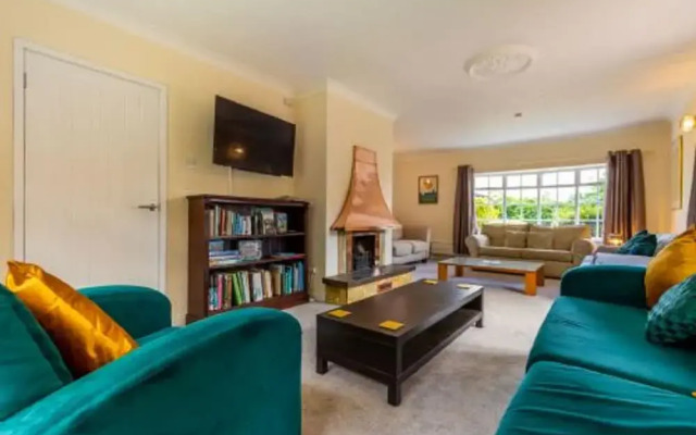 Host Stay Alderfen View