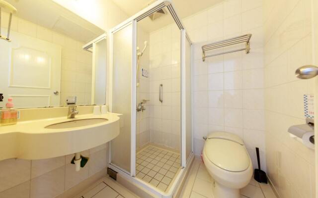 85 Traveler Holiday Service Apartment