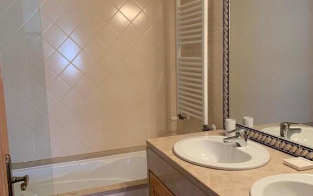 Caravelas Apartment 38