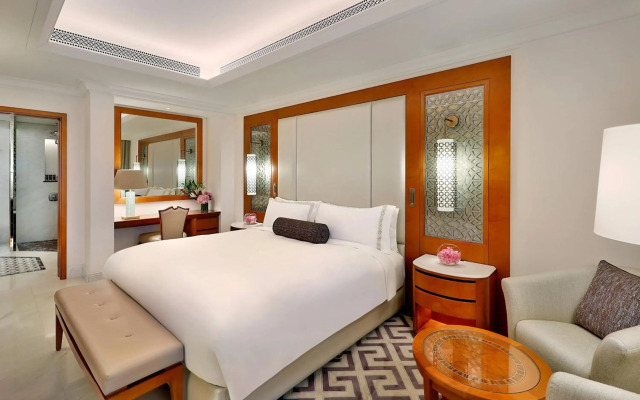 Al Bustan Palace, a Ritz-Carlton Hotel