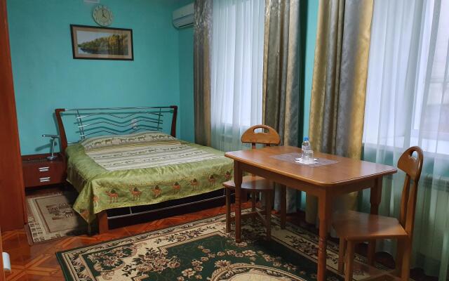 Анна и Король на Телеграфной 3