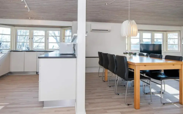 Modern Retreat by Water - By Traum Ferienwohnungen