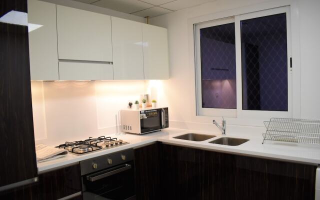 Cozy 1 Bedroom In J8 Al Safouh