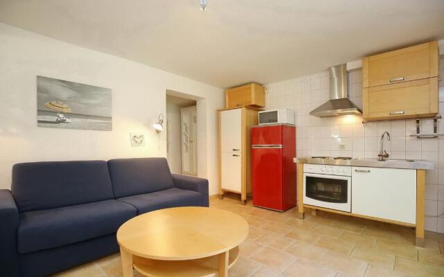 Villa Triton Souterrain Wohnung 08