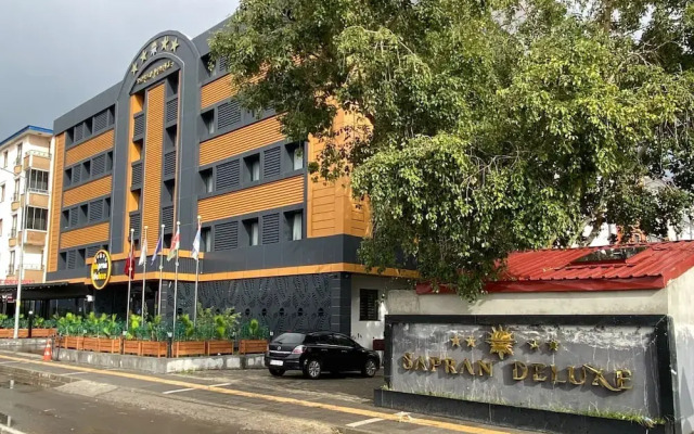 Sapran Deluxe Hotel