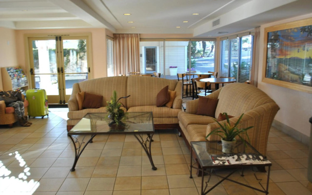 Sandpiper Lodge