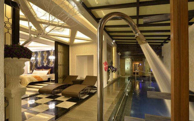 Icloud Luxury Resort & Hotel