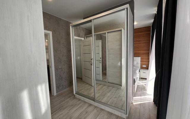 Alicekeys (Алискис) на улице Молодогвардейская 2/56