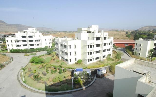 Camel Valley Resort