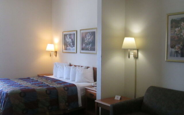 Days Inn Tifton