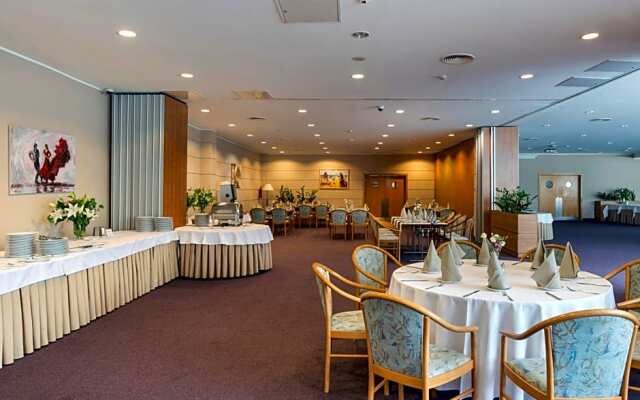 Hotel Atut w Licheniu