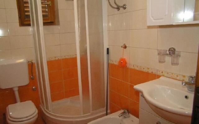 Apartments Dar - beautiful garden