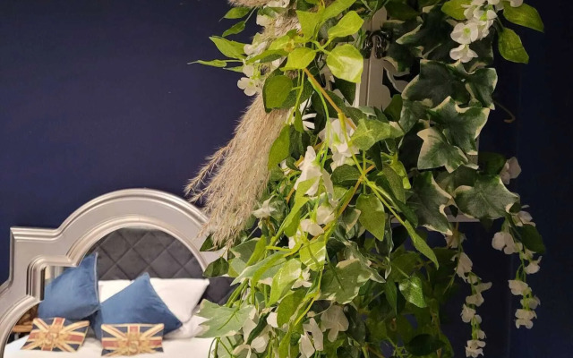 The Waterside Bar Rooms & Restaurant