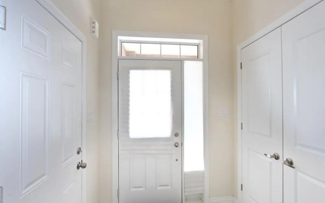 Executive Suite at Brampton House