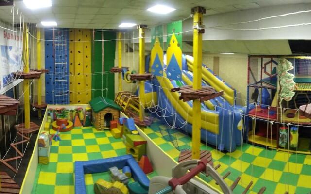 Отель «Страйк»