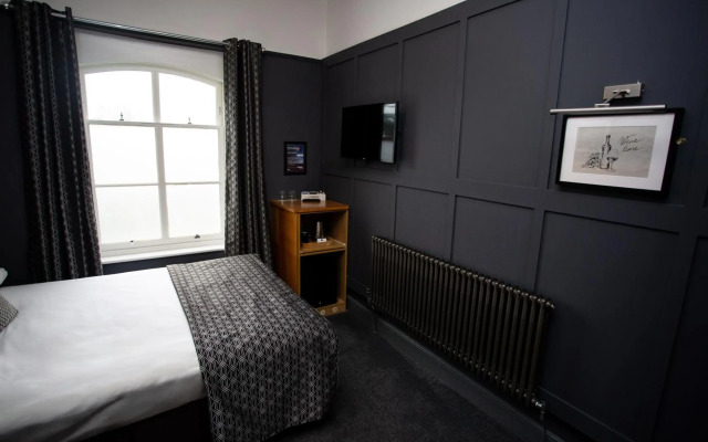 Corner House Hotel