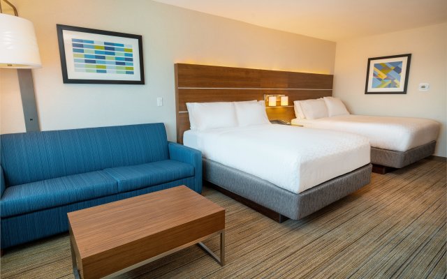 Holiday Inn Express & Suites Las Vegas - E Tropicana, an IHG Hotel