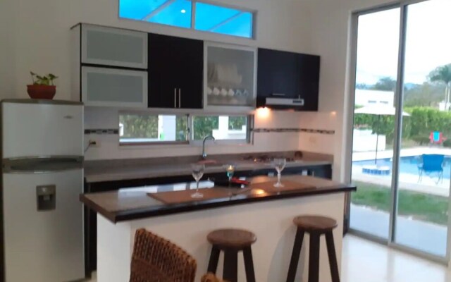 Casa Quinta Con Piscina En Girardot
