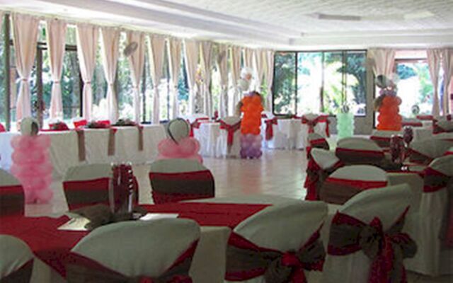 Ara Ambigua Lodge