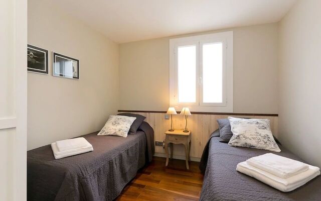 Bcn Casp Rocamora Apartments