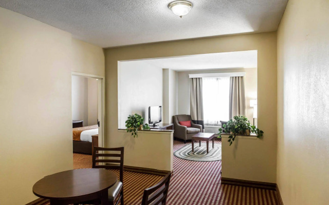 Comfort Suites Raleigh Walnut Creek