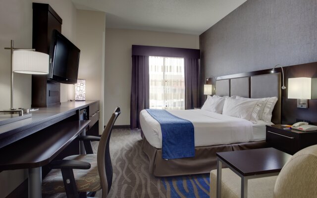 Holiday Inn Express Hotel & Suites Meadowlands Area, an IHG Hotel