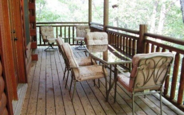 Bear Pleasures 2 Bedrooms 2 Bathrooms Cabin