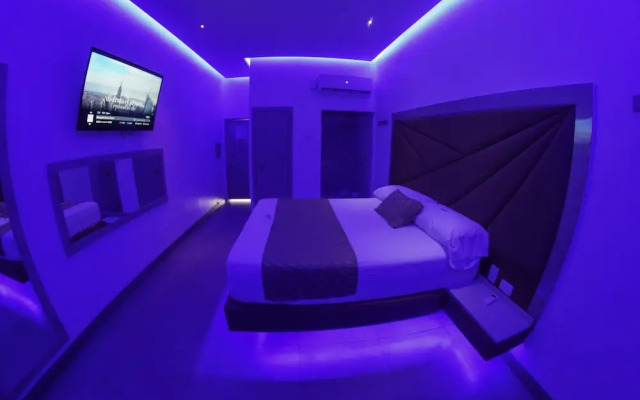 Hotel ByHours Astor