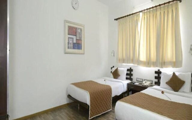 Seasons – An Apartment Hotel