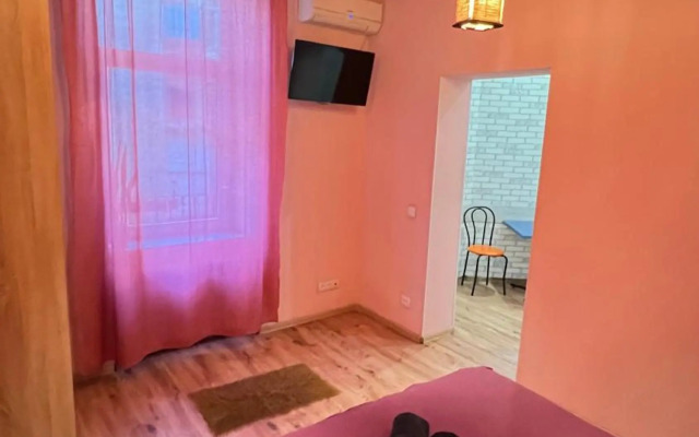 5/3Kotliarska Moisha House