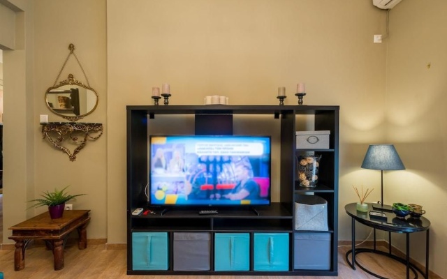 Newly Renovated Flat 10 min From Metro Station - Adults Only