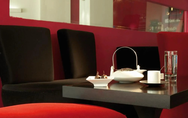 Anessis Hotel