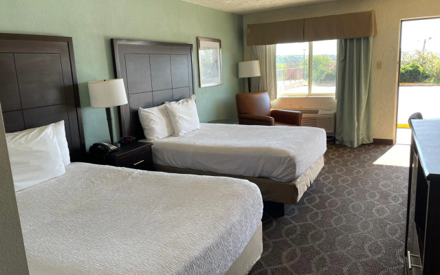 Quality Inn Clinton North