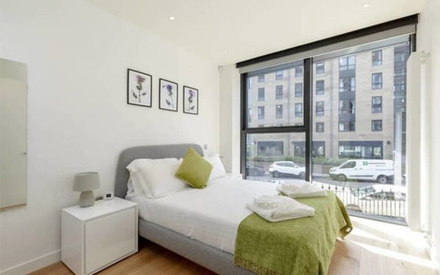 Luxury Apartment - Quartermile